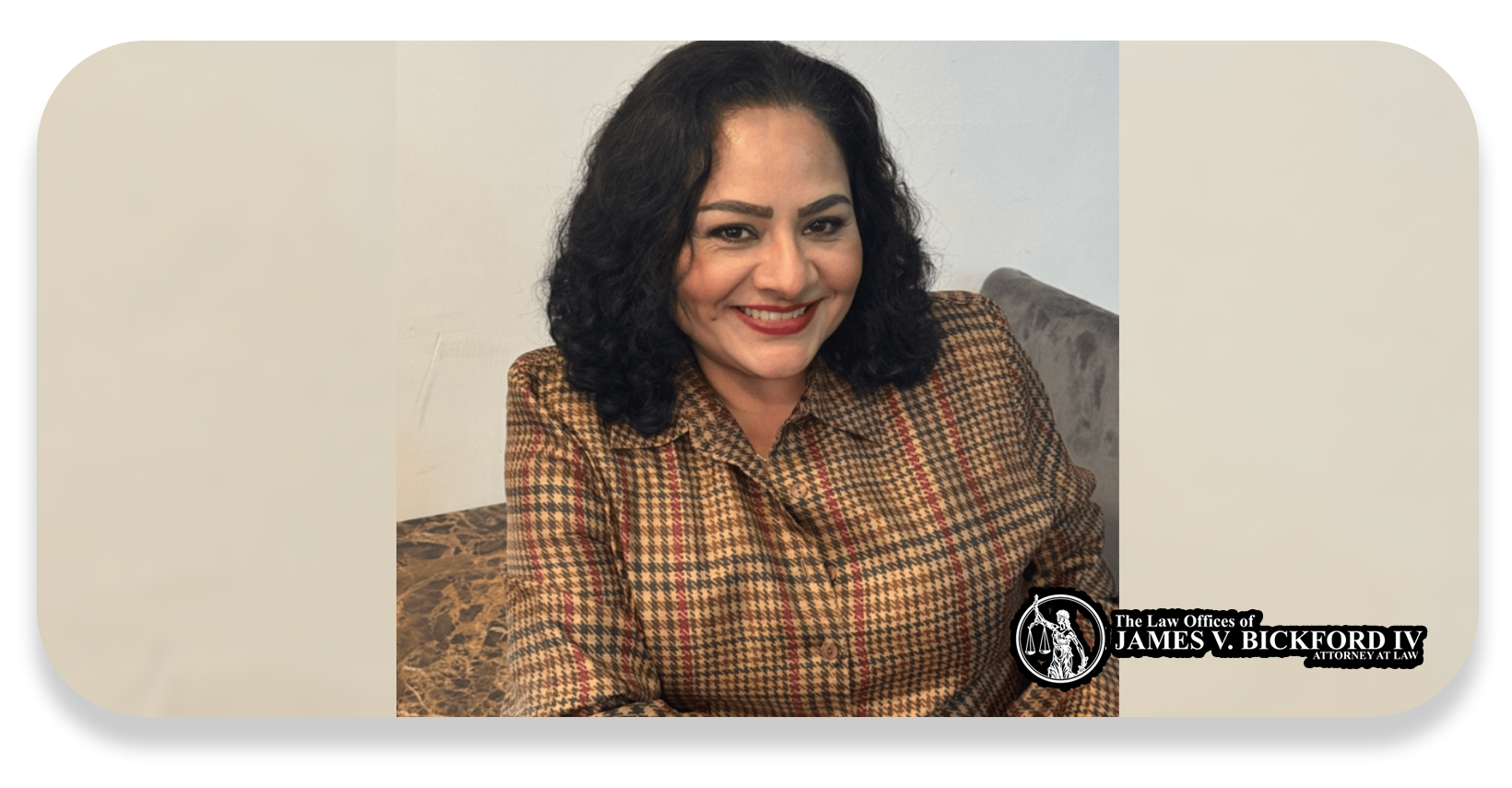 Ejemplo de Imagen Aqui